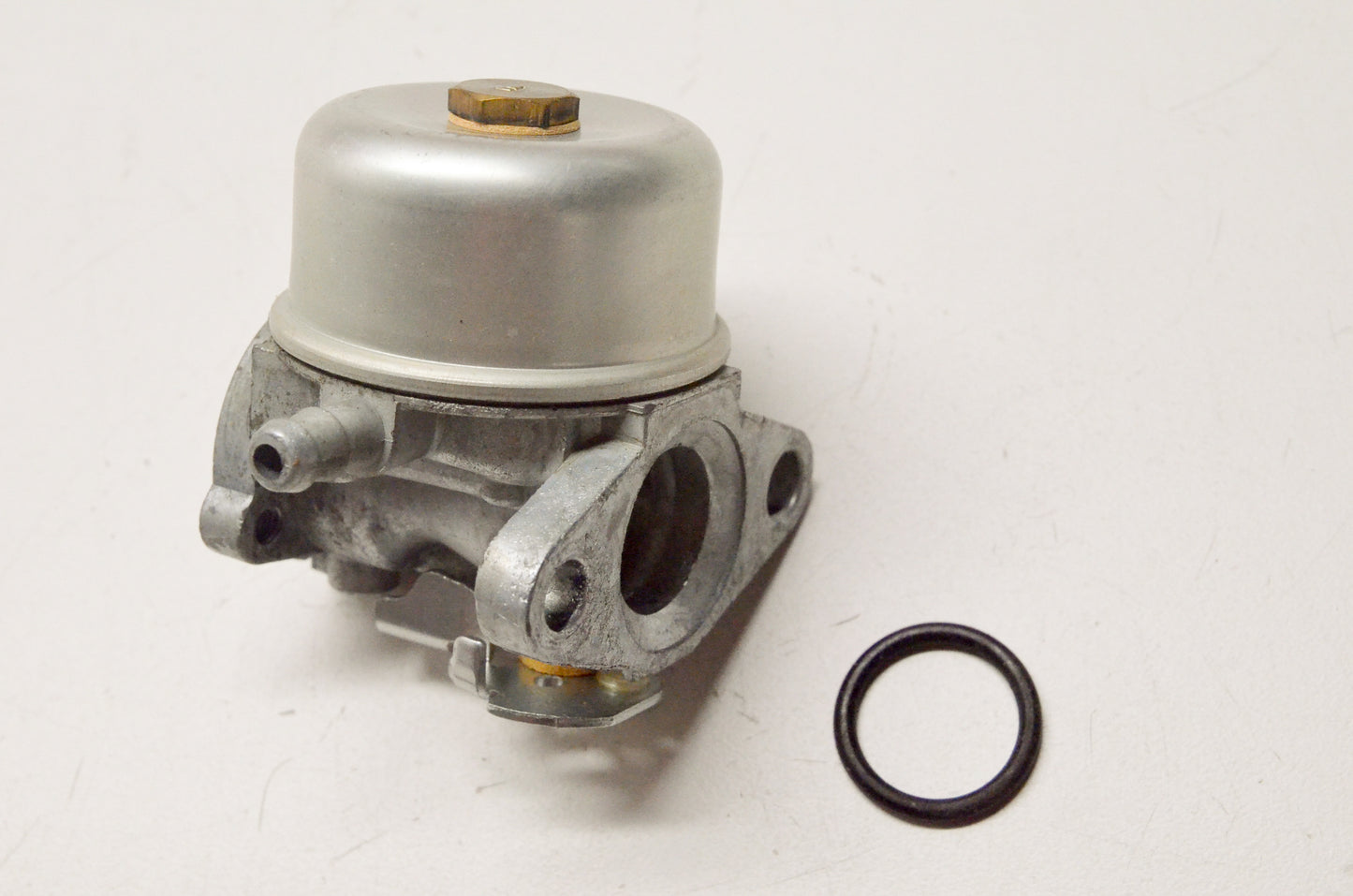 OEM Briggs & Stratton 496114 Carburetor NOS
