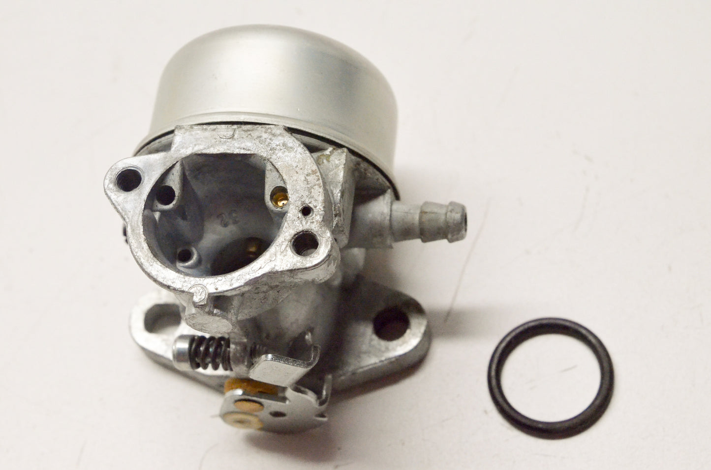 OEM Briggs & Stratton 496114 Carburetor NOS