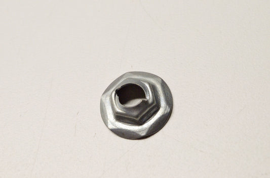 OEM Briggs & Stratton 7029840YP Faceted YZ Washer NOS
