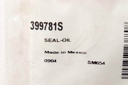 OEM Briggs & Stratton 399781S Oil Seal Qty 2 NOS
