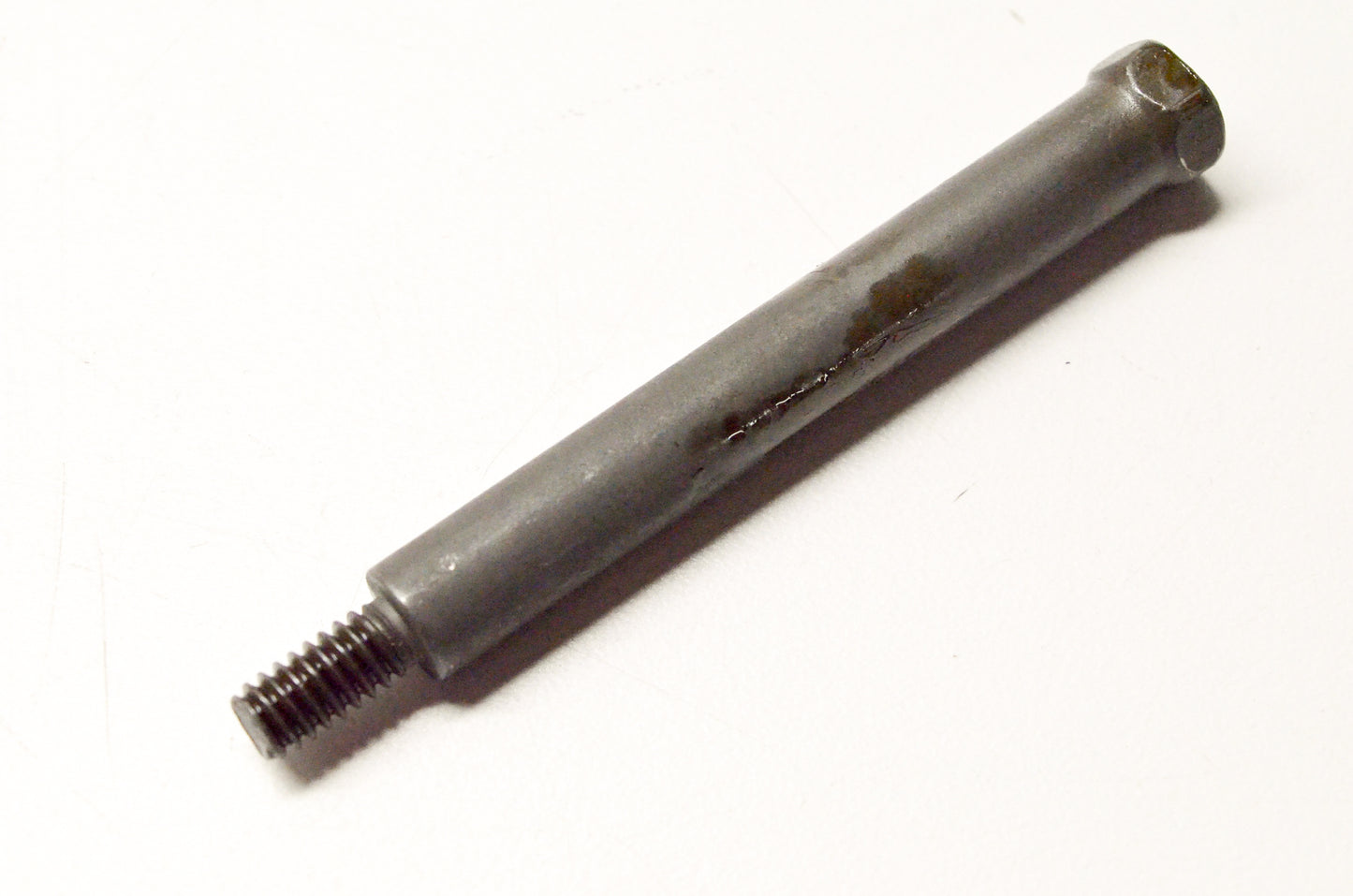 OEM Briggs & Stratton 691632 Shoulder Screw NOS