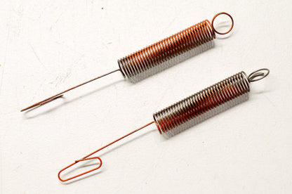 OEM Briggs & Stratton 262760 Governor Spring Qty 2 NOS