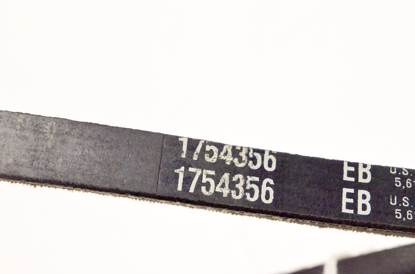 OEM Briggs & Stratton 1754356YP 4L V-Belt NOS