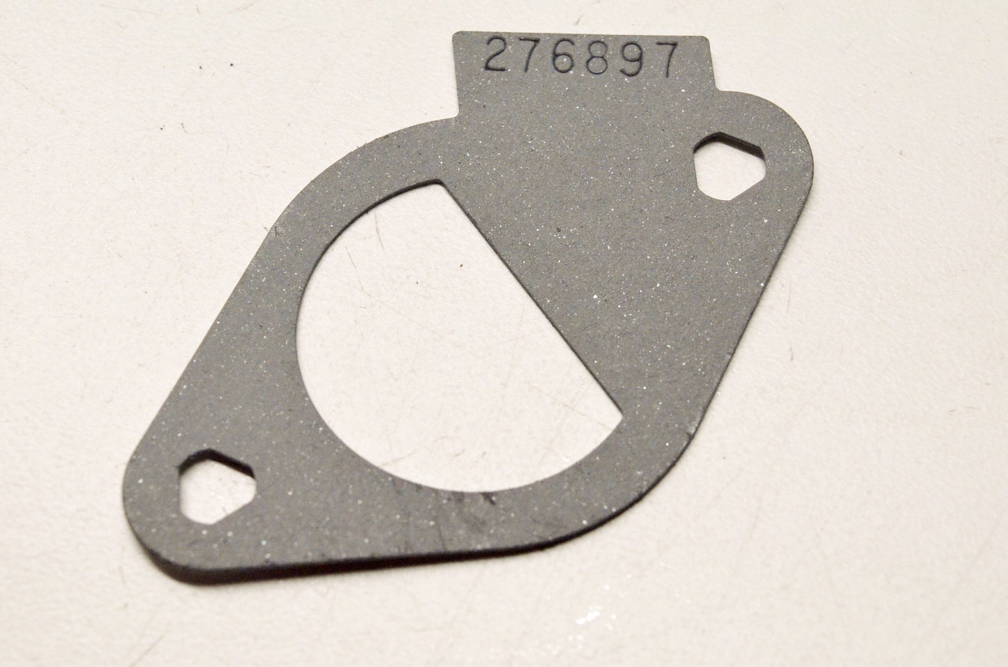 OEM Briggs & Stratton 796081 Intake Gasket NOS