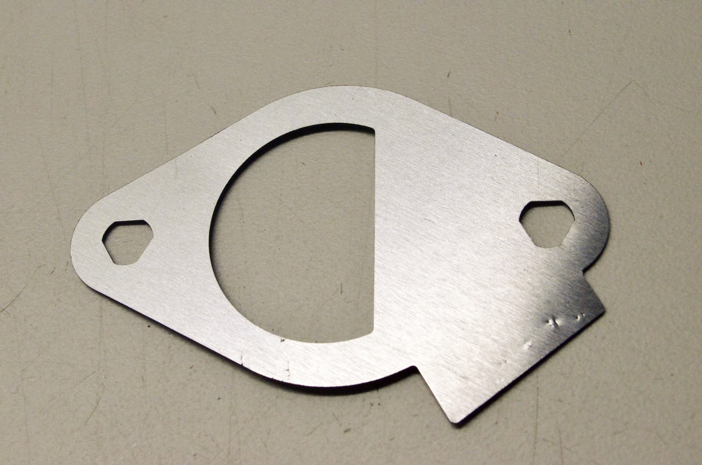 OEM Briggs & Stratton 796081 Intake Gasket NOS