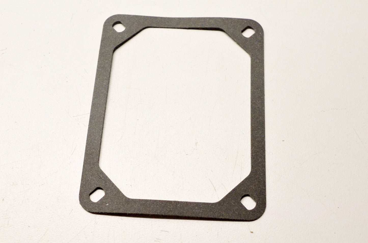 OEM Briggs & Stratton 690971 Rocker Cover Gasket NOS