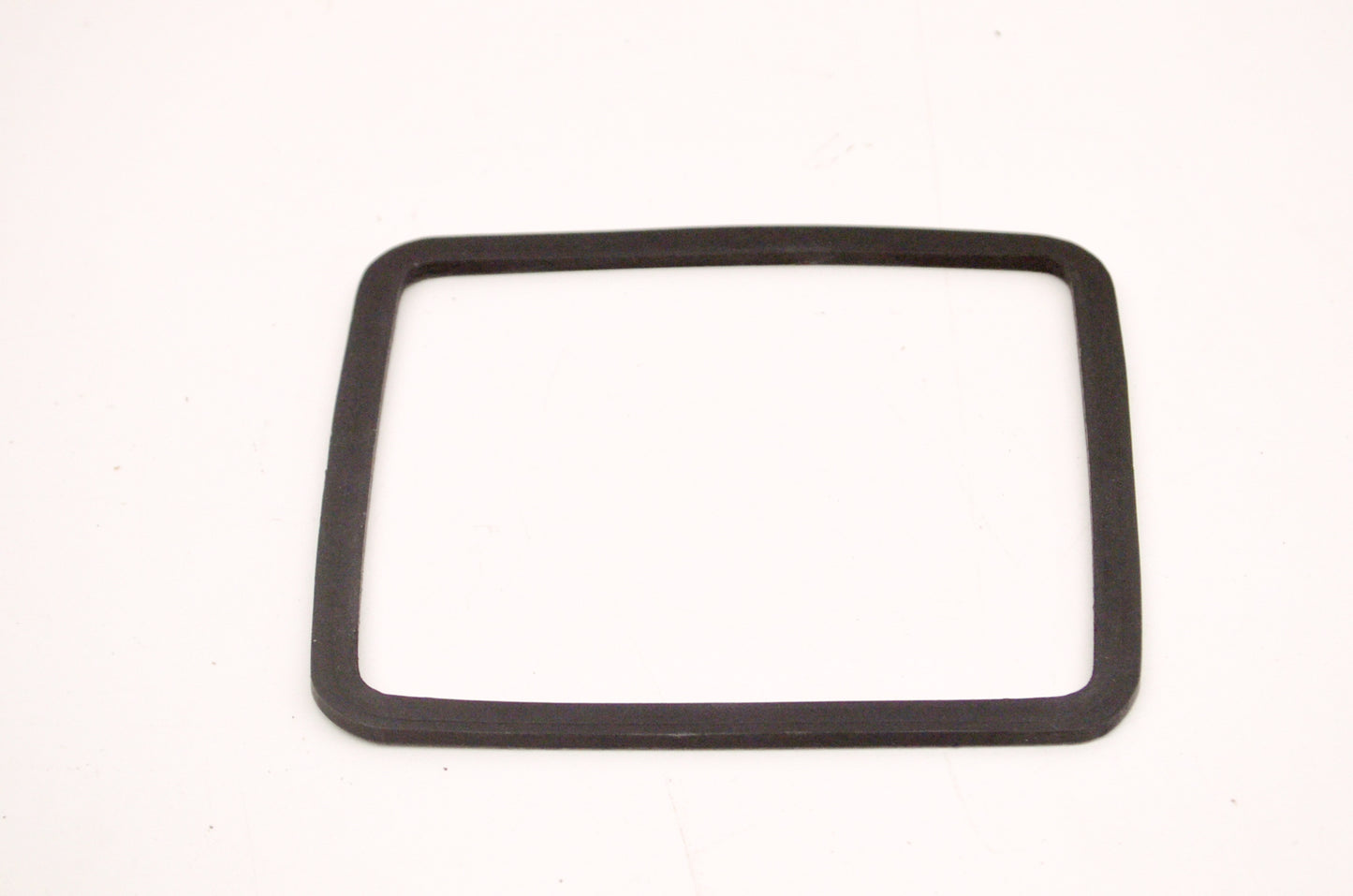 OEM Yamaha 1M1-84523-60-00 Tail Light Lens Gasket NOS