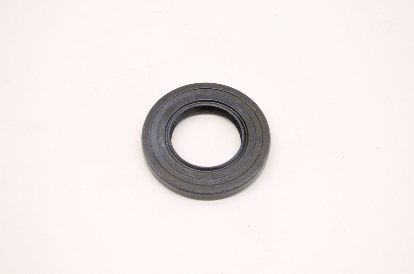 OEM Yamaha 93102-25081-00 Oil Seal NOS