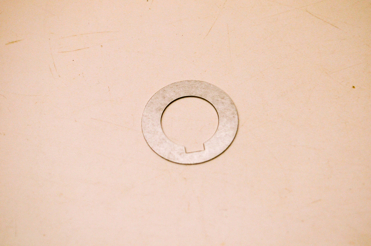 OEM Yamaha 90214-17017-00 Claw Washer NOS
