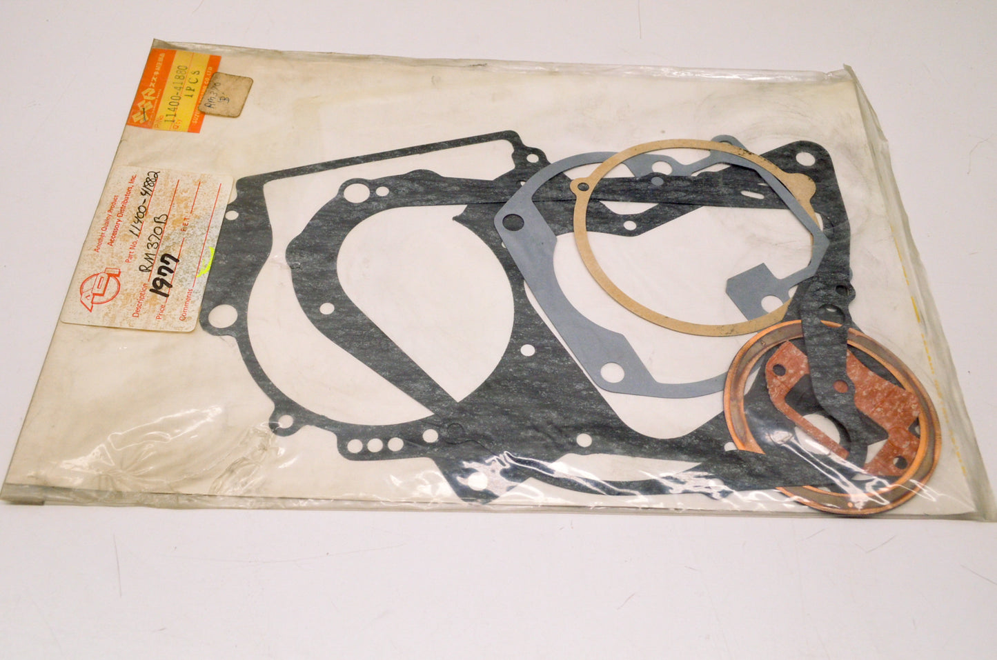 OEM Suzuki 11400-41882 Gasket Set NOS