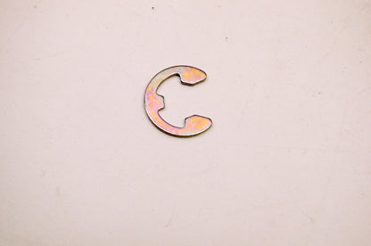 OEM Yamaha 93430-10015-00 Circlip NOS