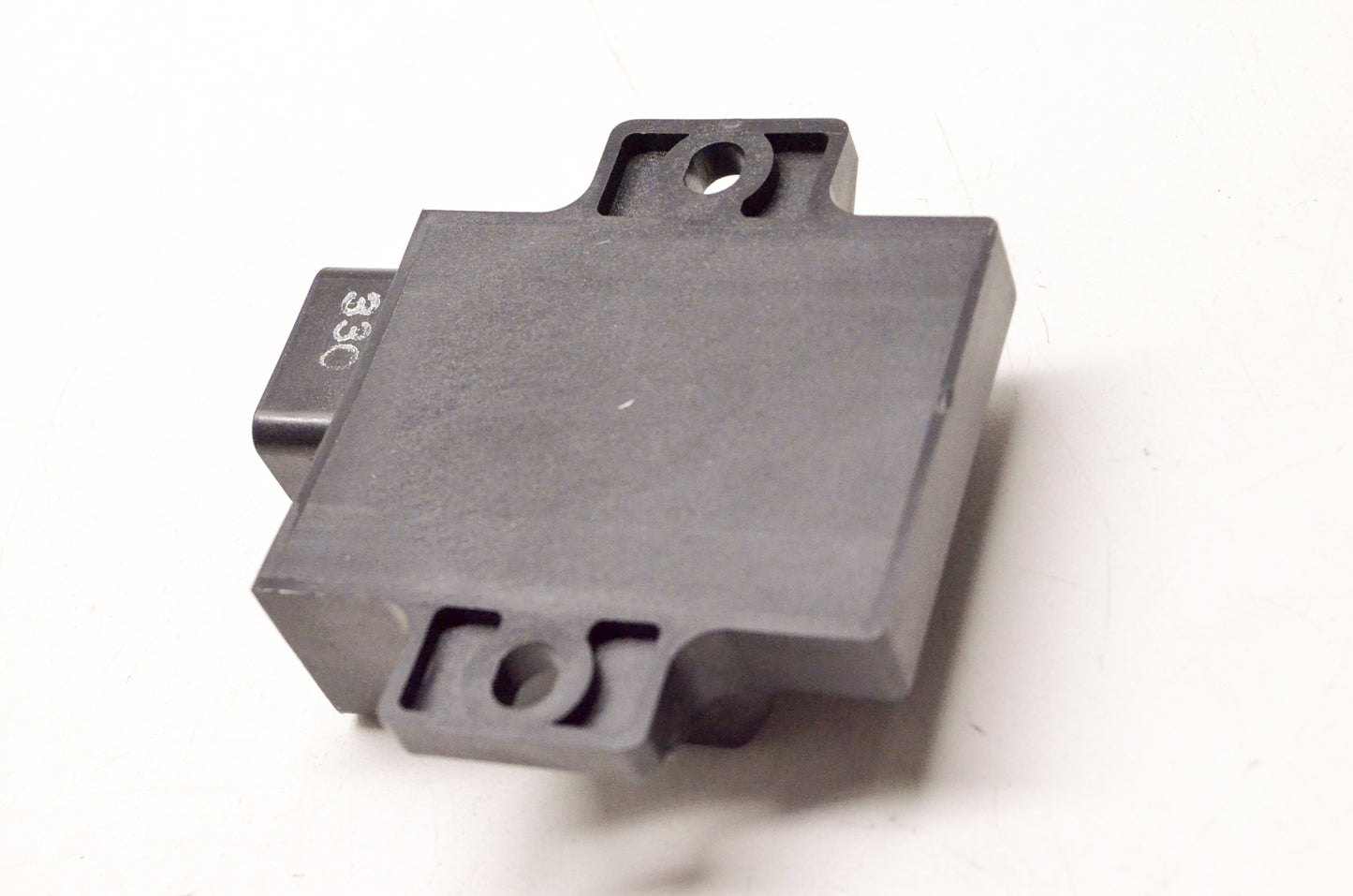 OEM Suzuki 3006-532 CDI Box NOS
