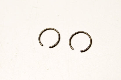 OEM Kawasaki 92036-007 Piston Pin Circlip QTY 2 NOS