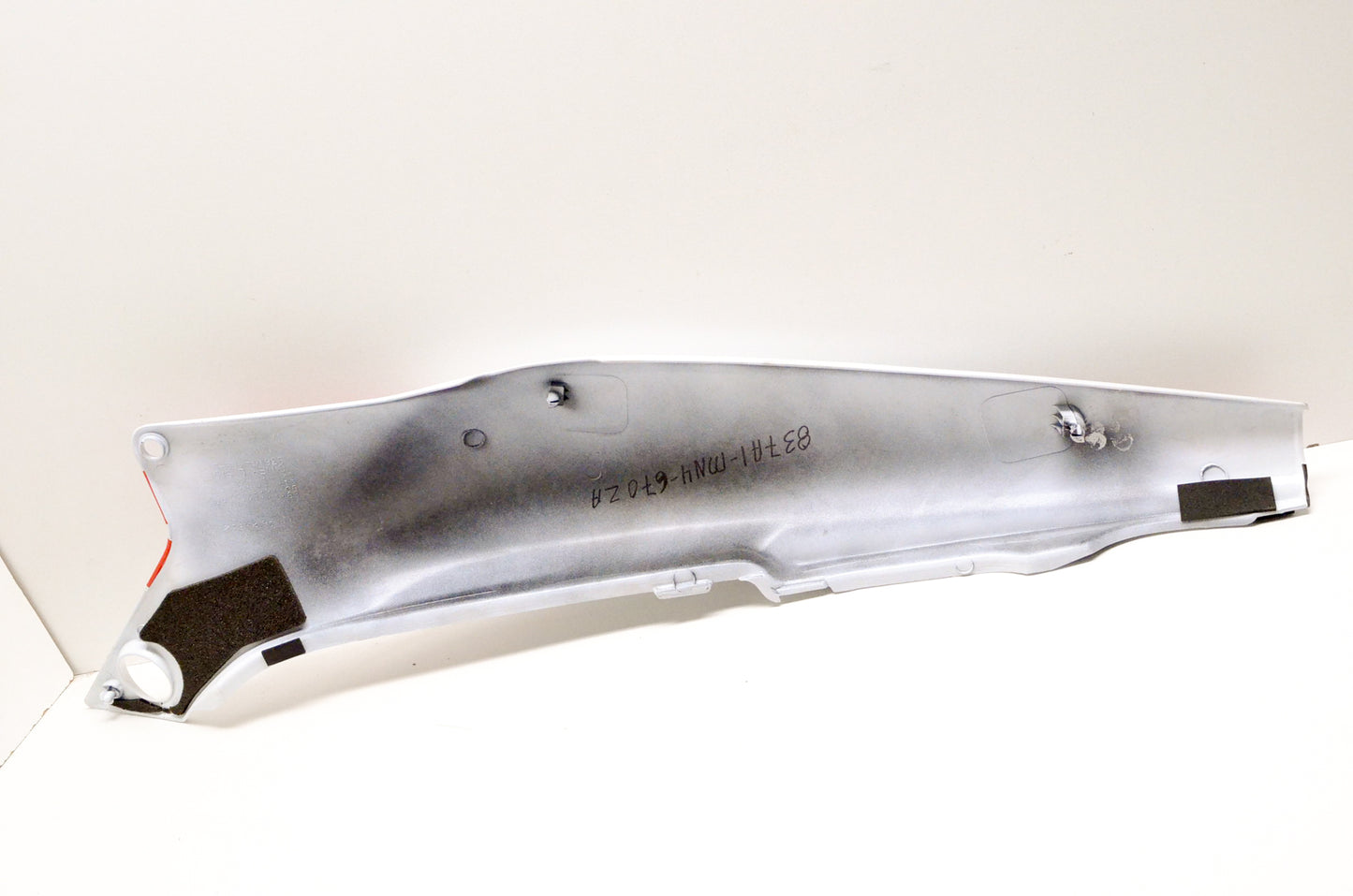 Honda 837A1-MN4-670ZA LH Side Cover NOS