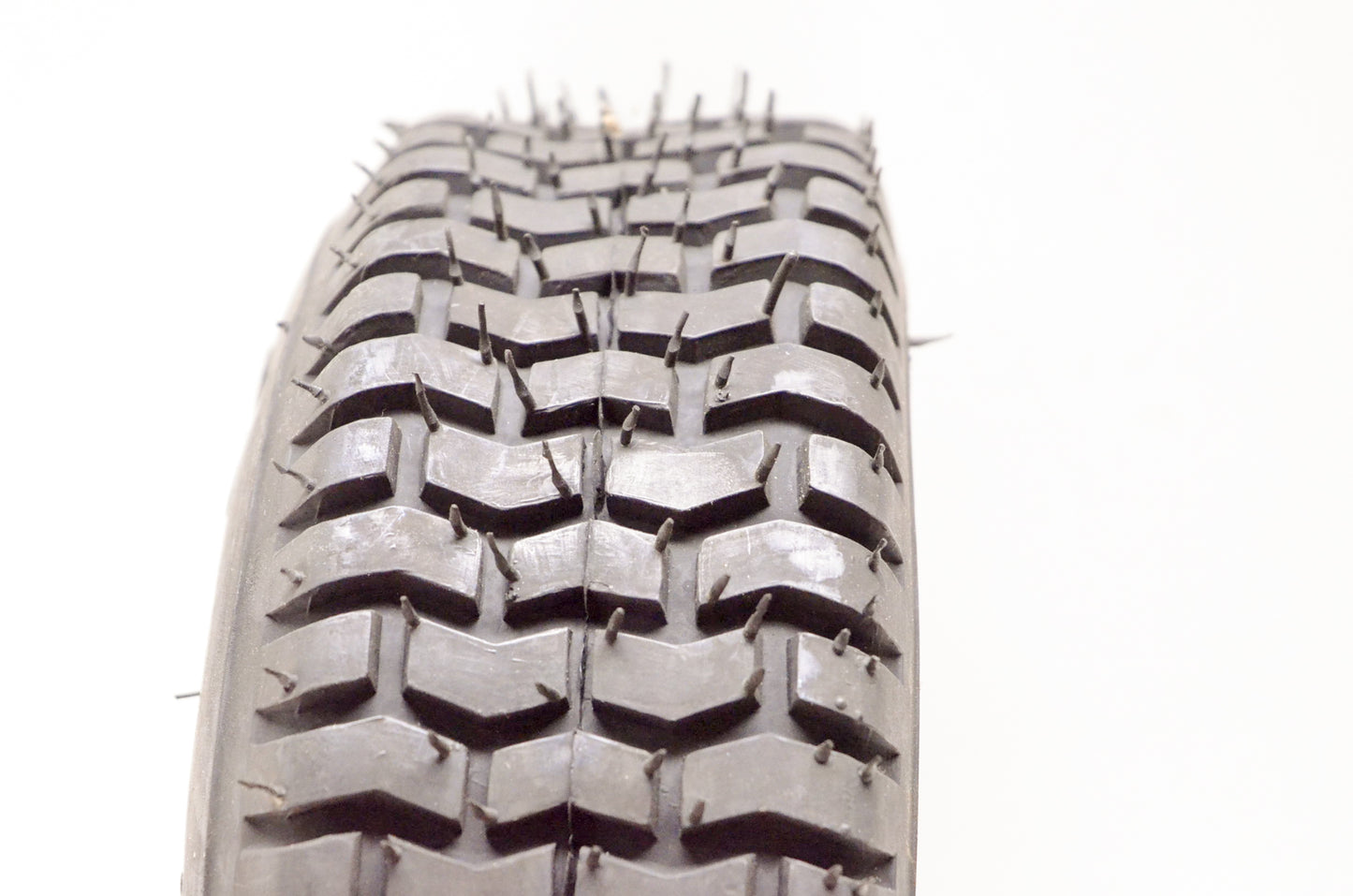Carlisle 5110271 11x4.00-4 Turf Saver Lawn Tire NOS
