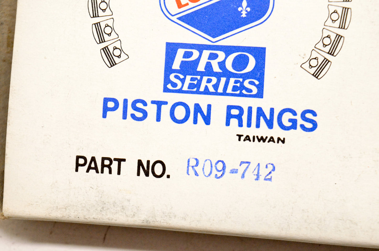 Lemans R09-742 Piston Ring Kit NOS
