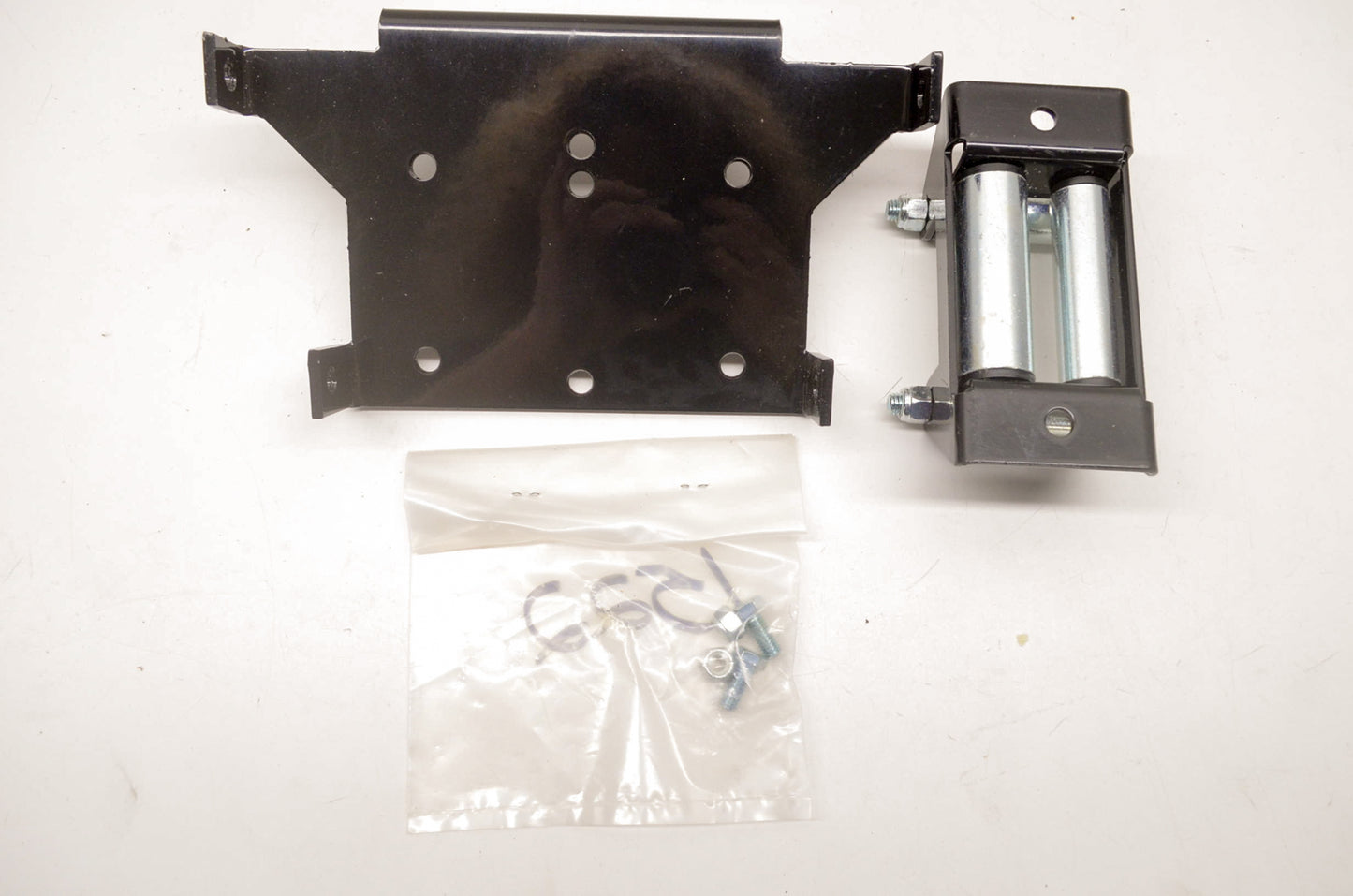 Moose M91-47004 Winch Mount NOS