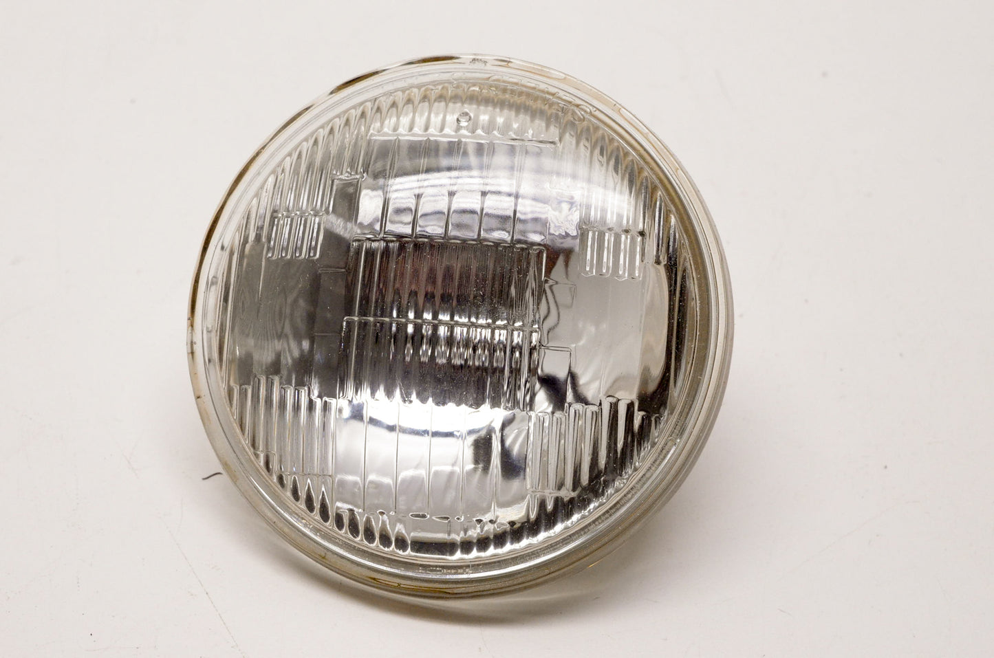 CandlePower 4449 Sealed Beam Passing Lamp 12.8v 30w NOS
