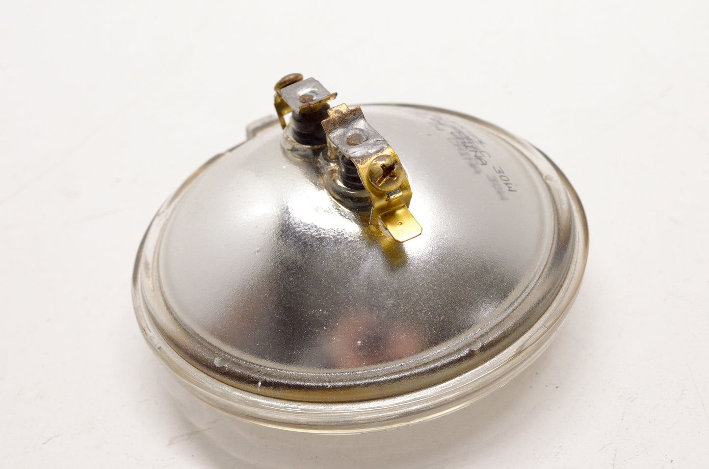 CandlePower 4449 Sealed Beam Passing Lamp 12.8v 30w NOS