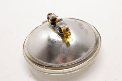 CandlePower 4449 Sealed Beam Passing Lamp 12.8v 30w NOS