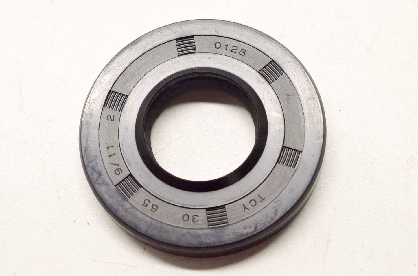OEM Arctic Cat 3002-717 Crankshaft Seal M30 NOS