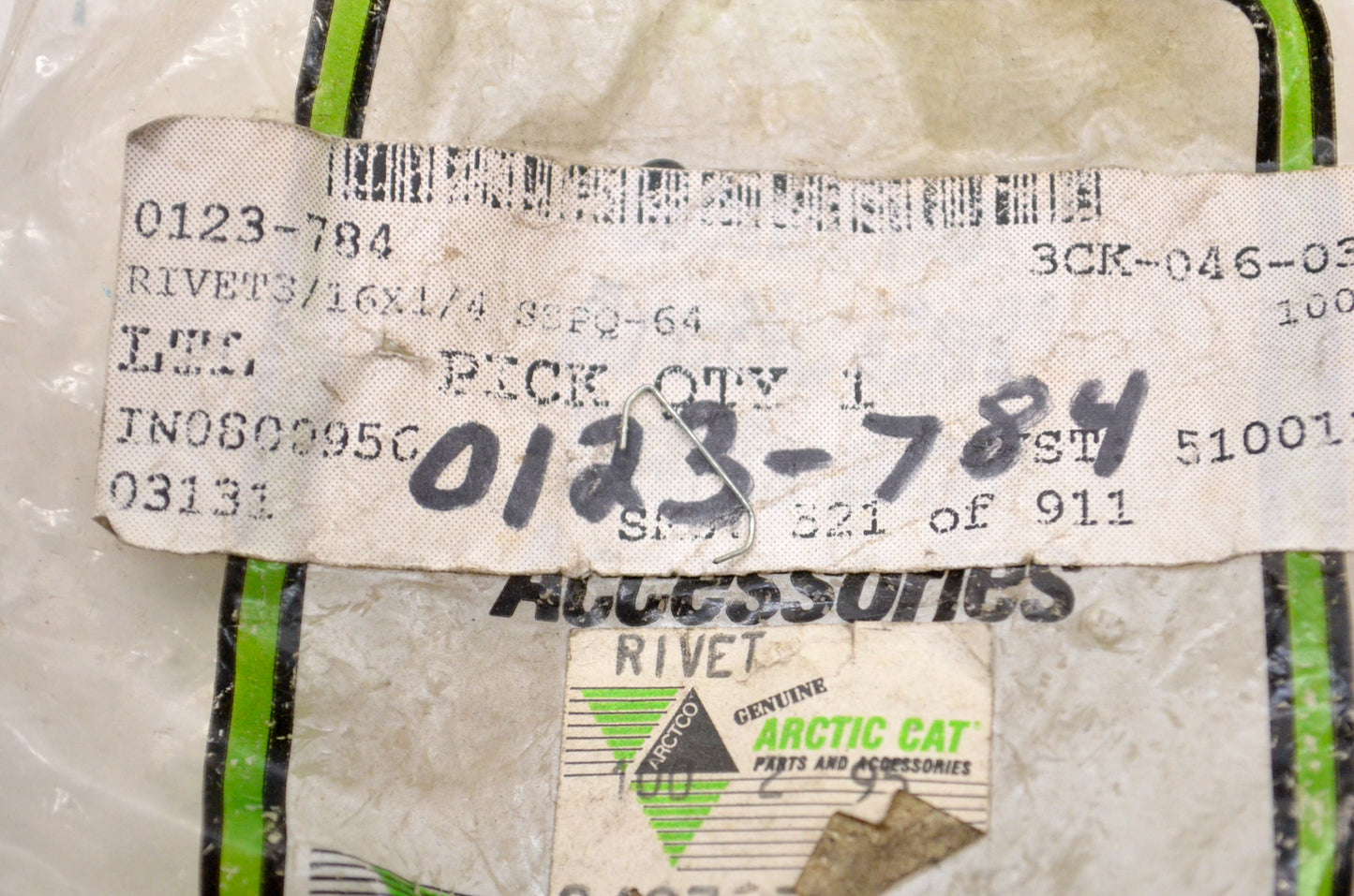 OEM Arctic Cat 0123-784 Rivet 16x1/4 Qty 2 NOS
