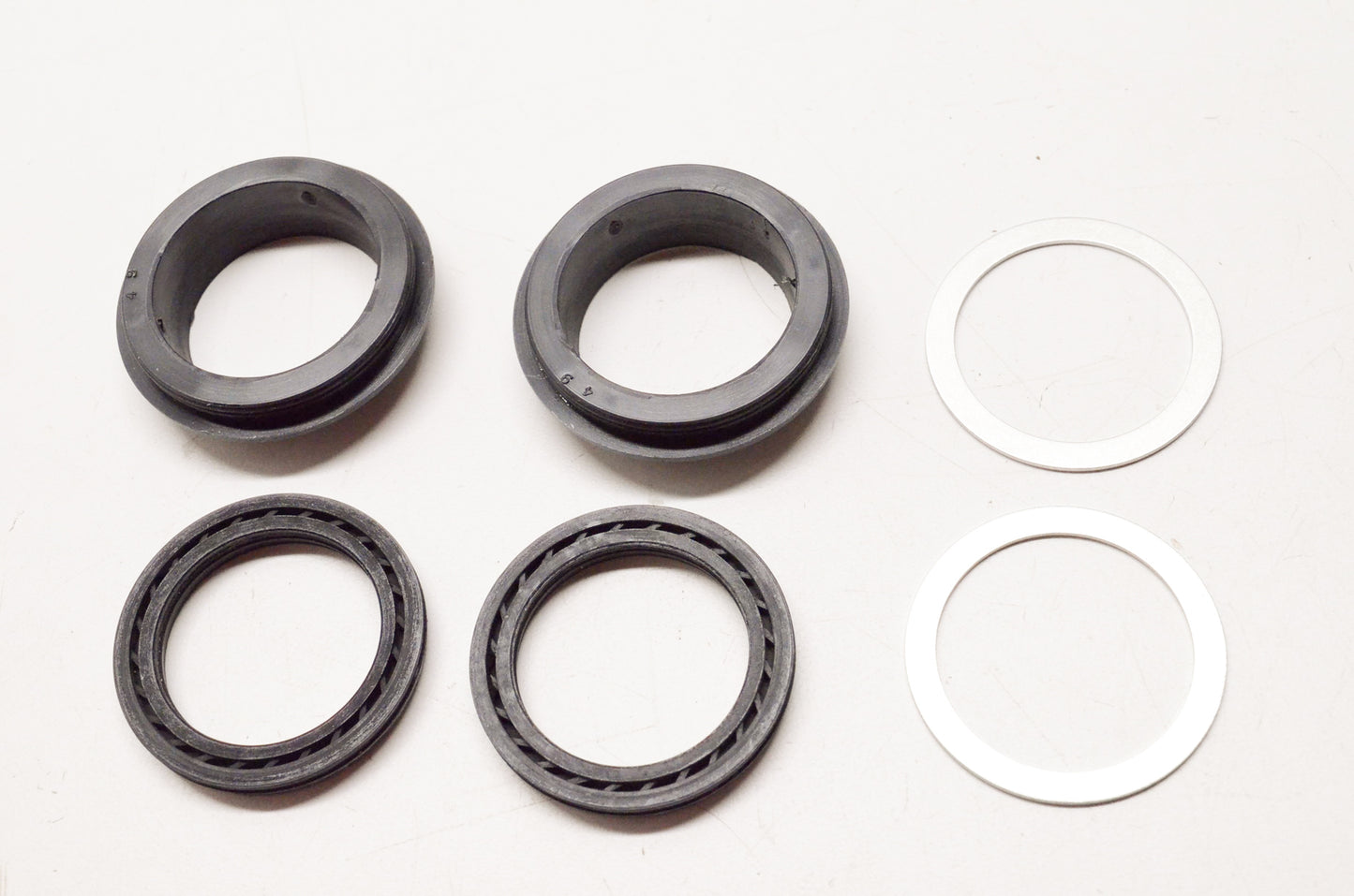 LeakProofSeals 42390 37mmx49mm Pro Wiper/Seal Kit NOS