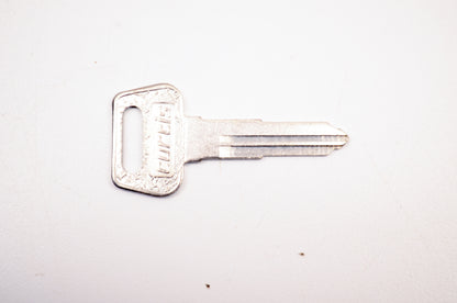 Oem Yamaha 90890-55817-00 Blank Key 1229 Nos