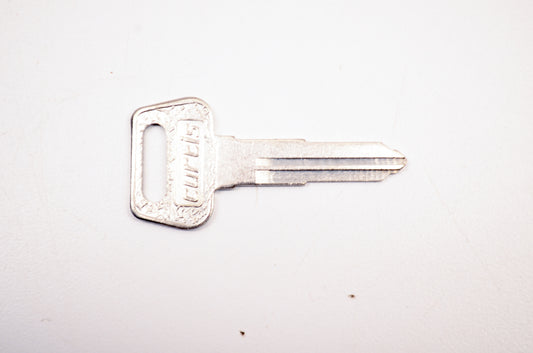Oem Yamaha 90890-55817-00 Blank Key 1229 Nos