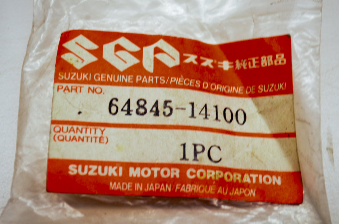Oem Suzuki 64845-14100 Panel Dust Seal Cover Nos