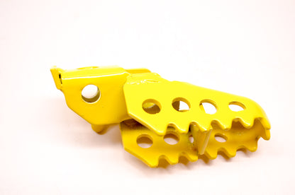Oem Suzuki 43550-02B01-1Az Foot Peg Nos