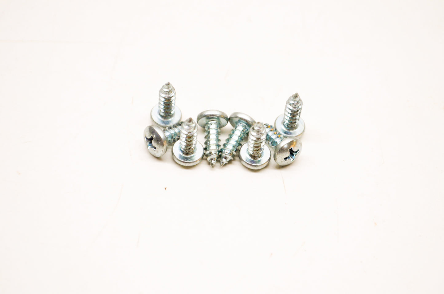 OEM Polaris 7527815 Screw Qty 8 NOS