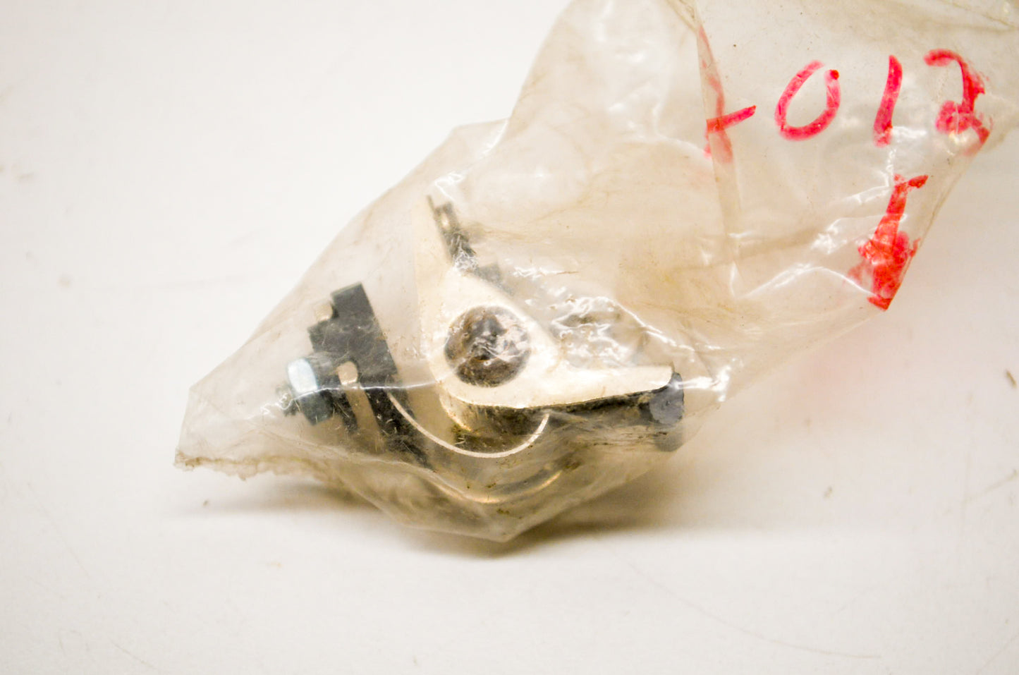 Parts Unlimited B-012 Contact Point NOS