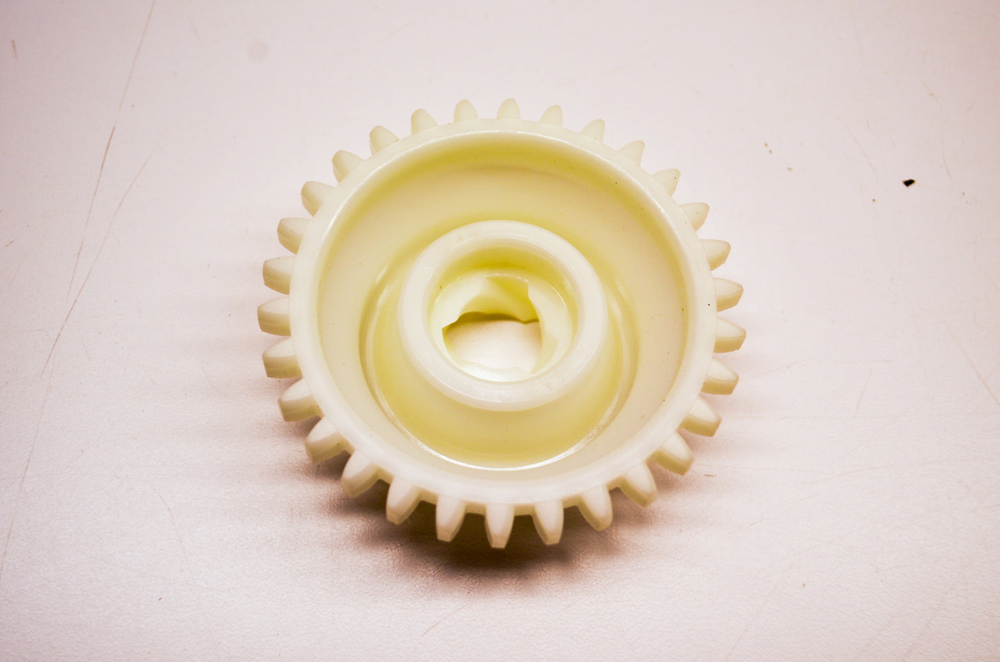 OEM Suzuki 18131-40B00 Recoil Pullstart Gear NOS