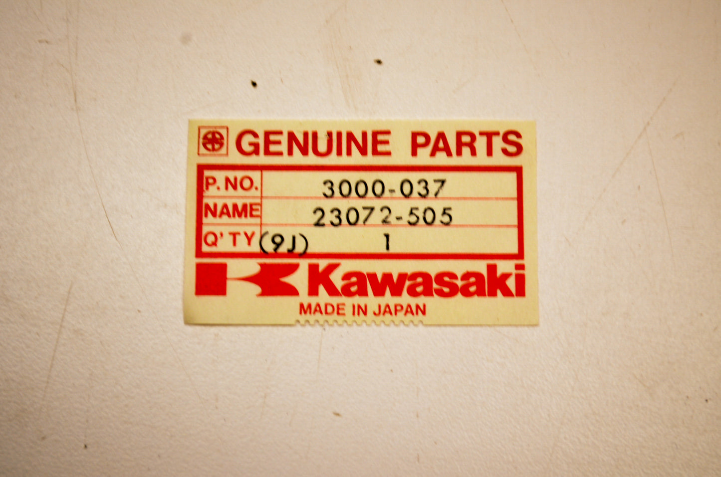 OEM Kawasaki 3000-037 Retainer NOS