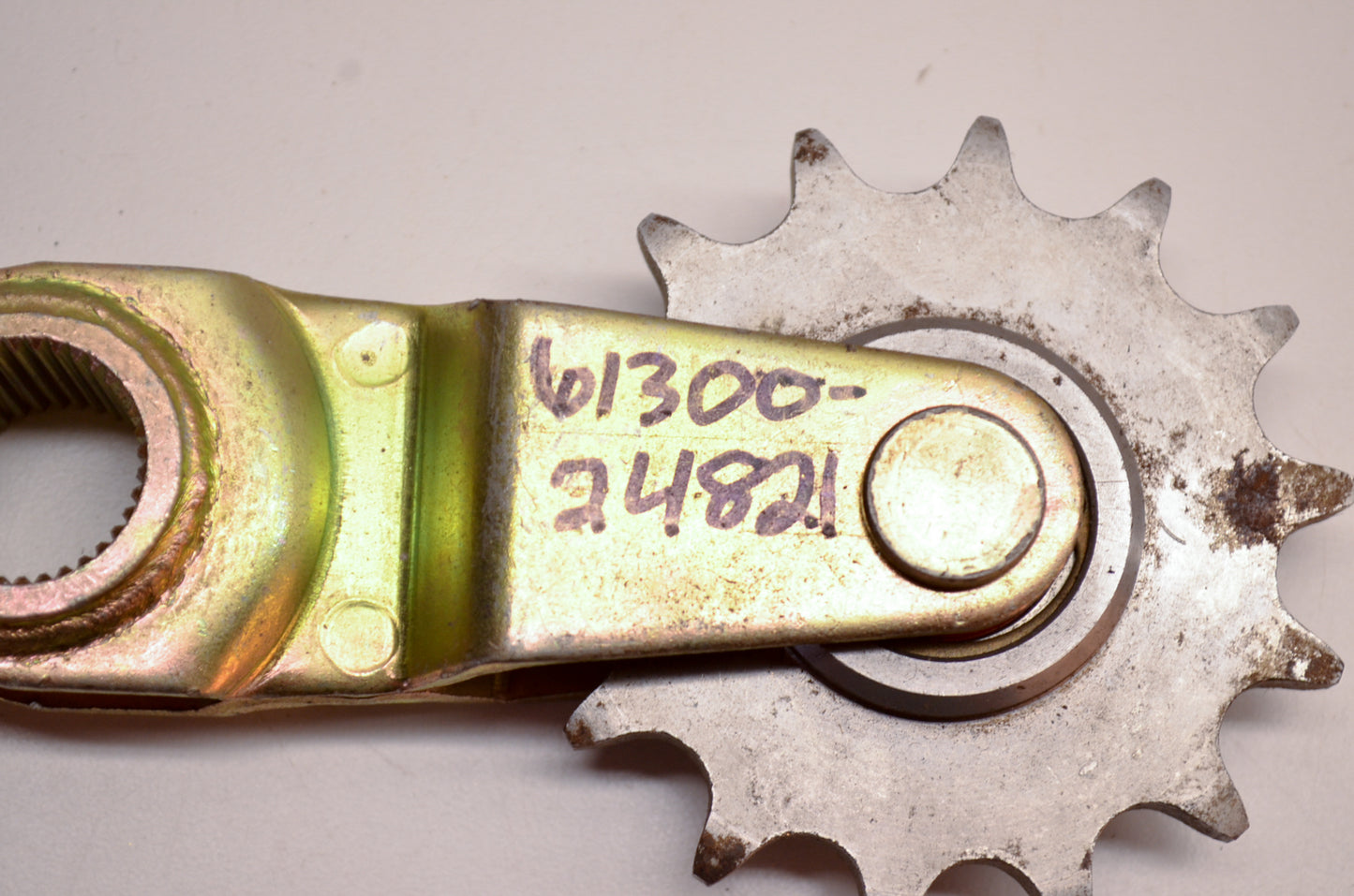 Suzuki 61300-24821 Chain Tensioner NOS