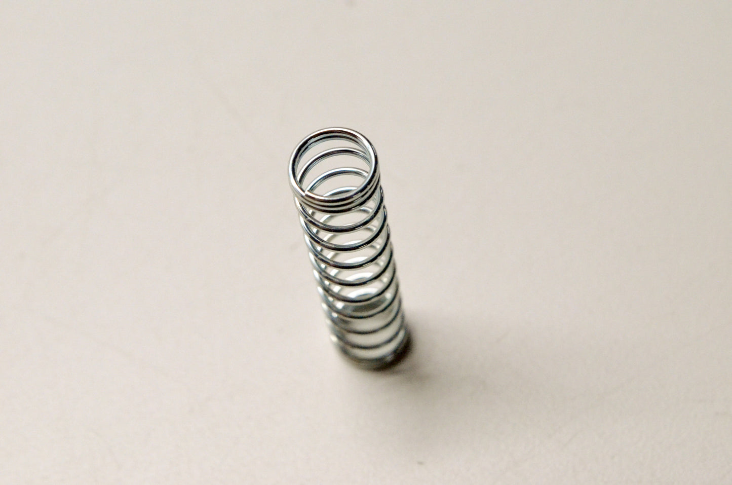 OEM Yamaha 90501-10782-00 Compression Spring NOS