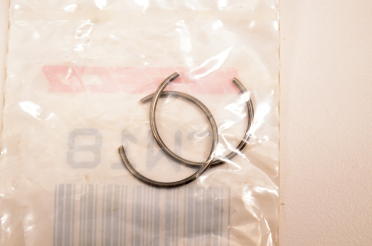 Wiseco CW18 Circlip Qty 2 NOS