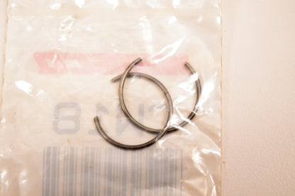 Wiseco CW18 Circlip Qty 2 NOS