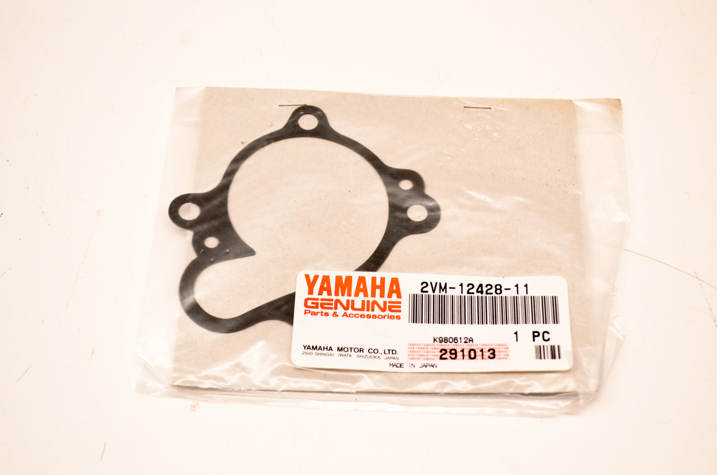 OEM Yamaha 2VM-12428-11-00 Gasket NOS