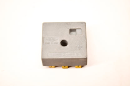 Ceab RT-507 Regulator NOS