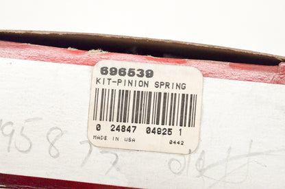 OEM Briggs & Stratton 696539 Pinion Spring Kit NOS