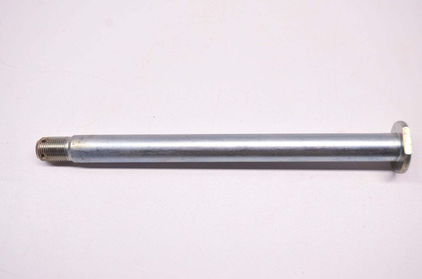 OEM Suzuki 64711-28E00 Rear Axle NOS