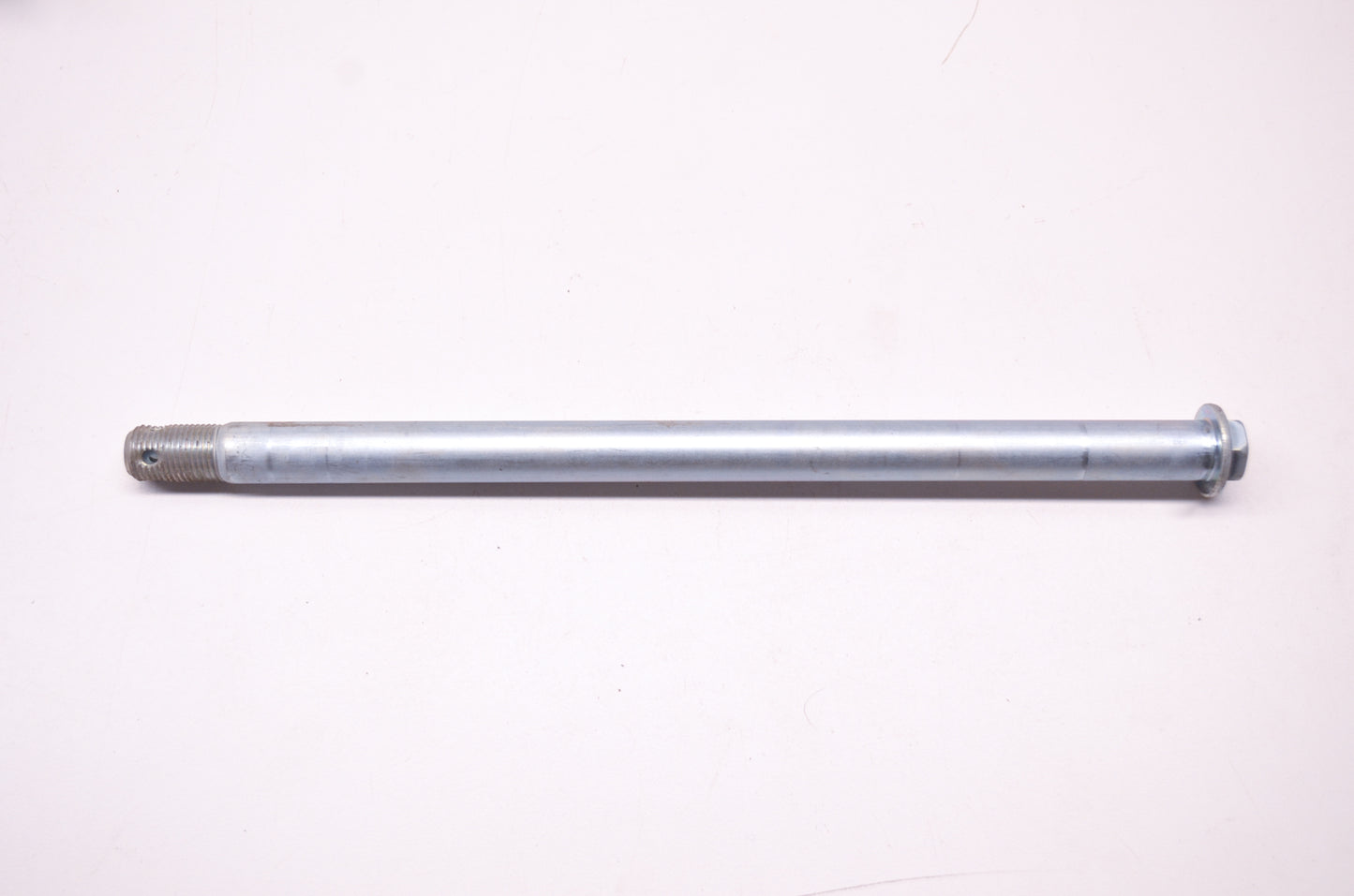 New OEM Suzuki 64711-01D00-000 Axle NOS
