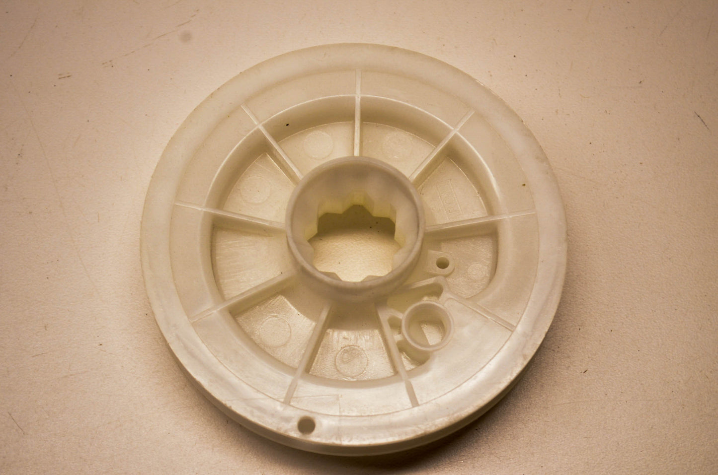 New OEM Briggs & Stratton 4170 Starter Pulley NOS