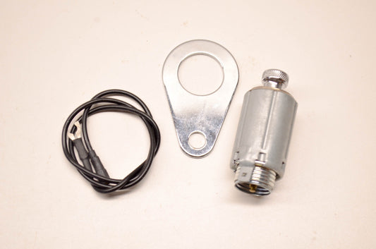 MC MC940 Cigarette Lighter NOS