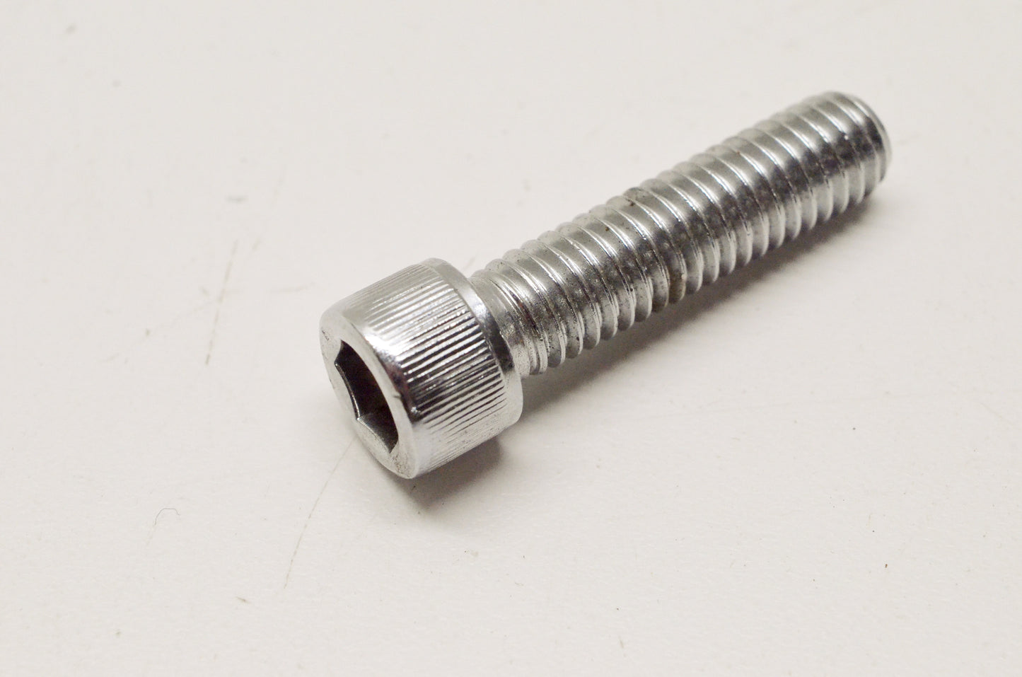 Custom Chrome 32124 10-3/8X1 1/2 COARSE THREAD SOCKETHEAD NOS
