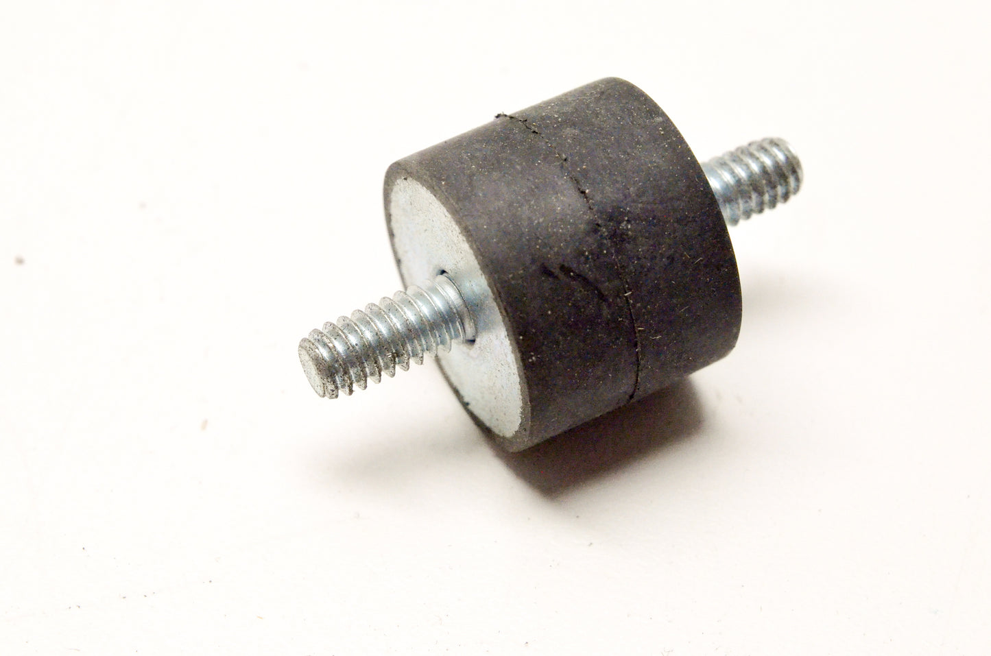 Custom Chrome 23124 Heavy Duty 1/4" Vibration Mounting Stud NOS