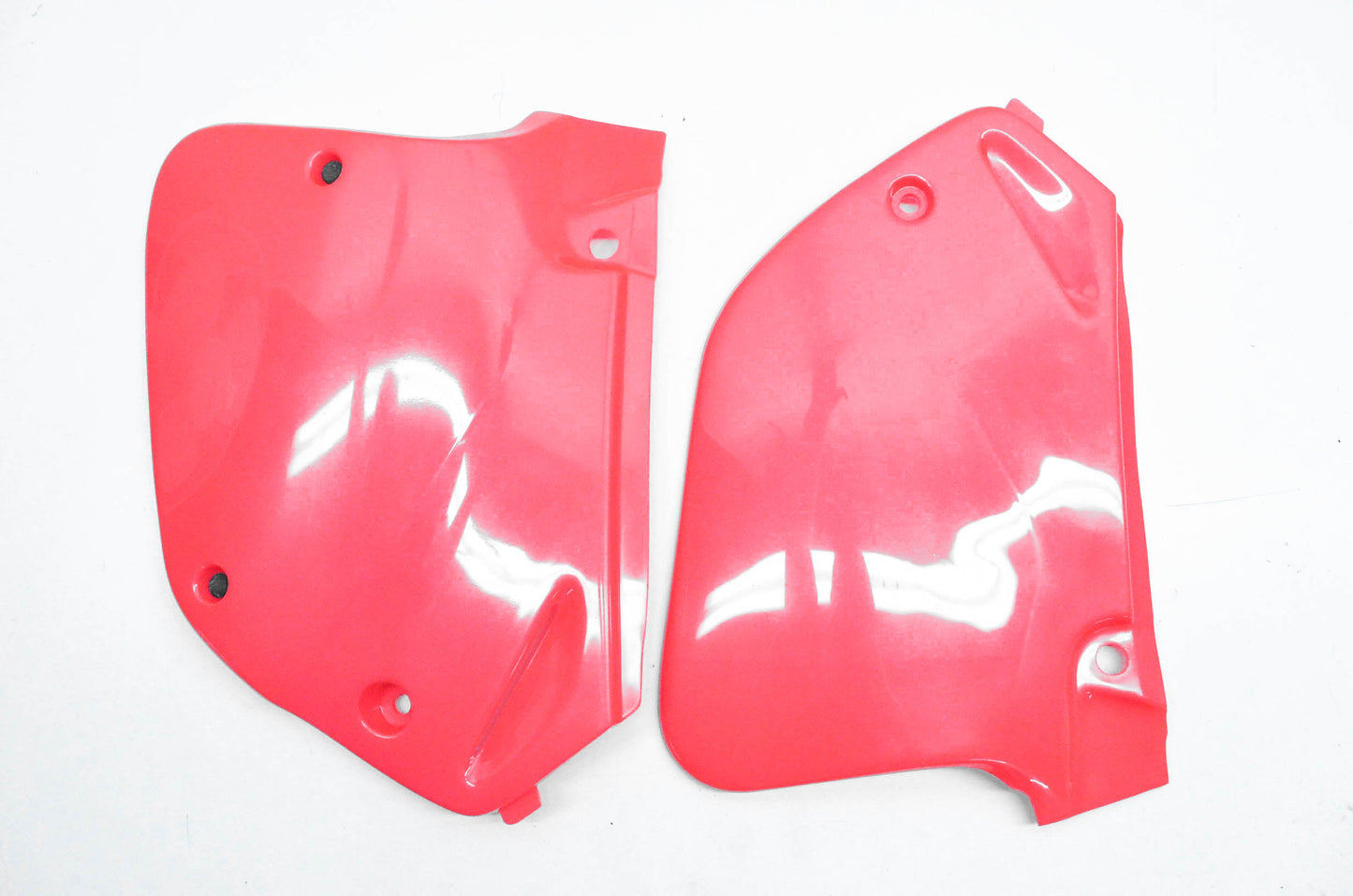 UFO 12-304-32, HO02654067 Side Panel Red Kit NOS