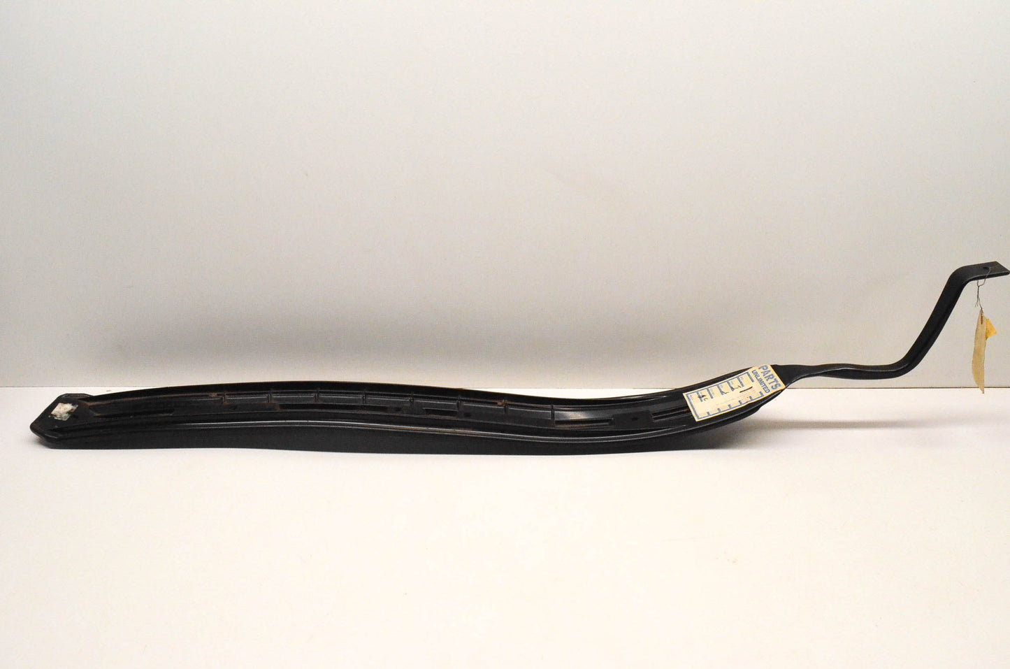 Parts Unlimited 572090400 Ski Plastic Black NOS